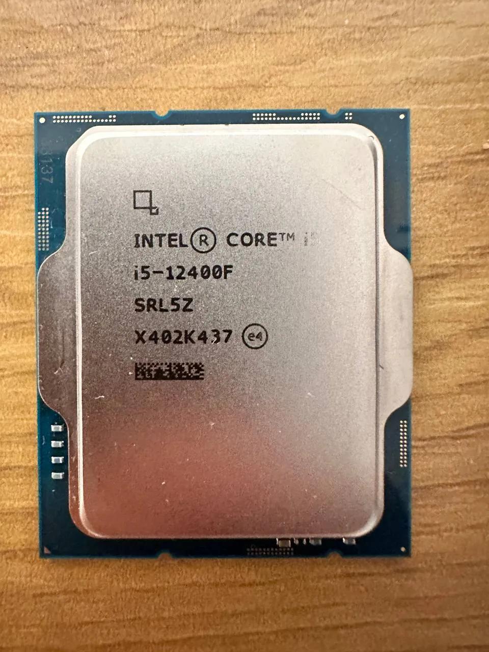 ПК компоненты RTX 4060 монитор Нови-Сад