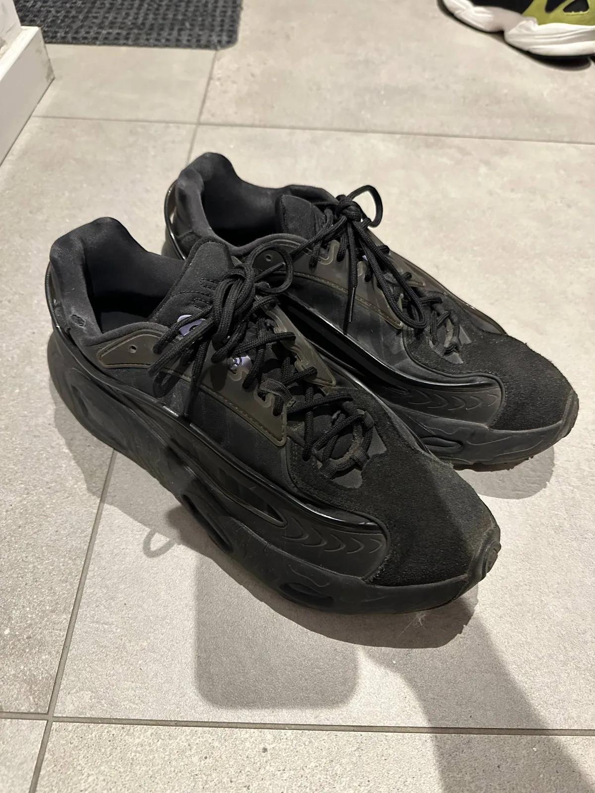 Кроссовки Adidas Oznova US 11