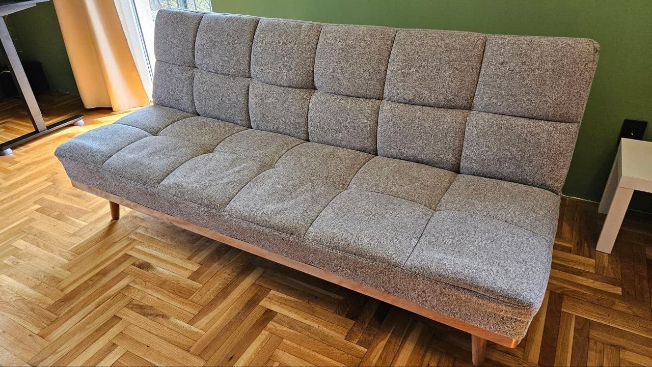 Диван Nejede из юска