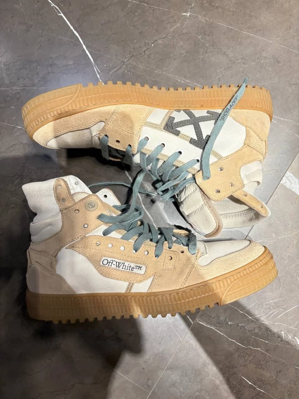 Высокие кроссовки Off White