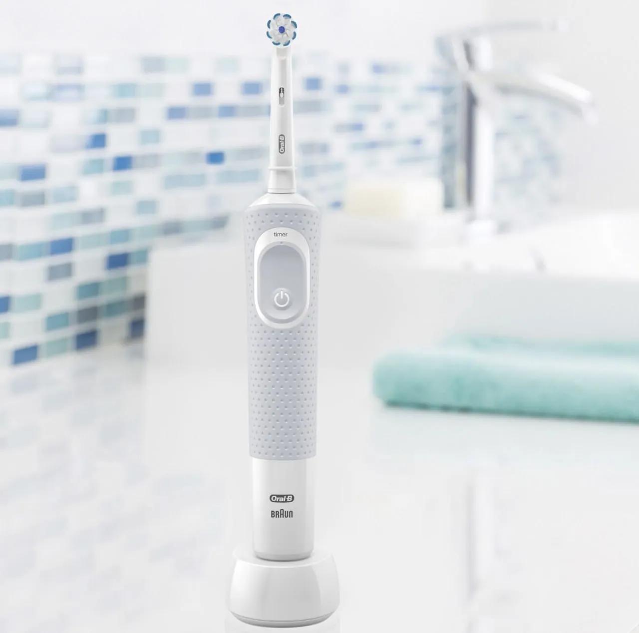 Электрическая зубная щётка Braun Oral-B Vitality 100 Sensitive