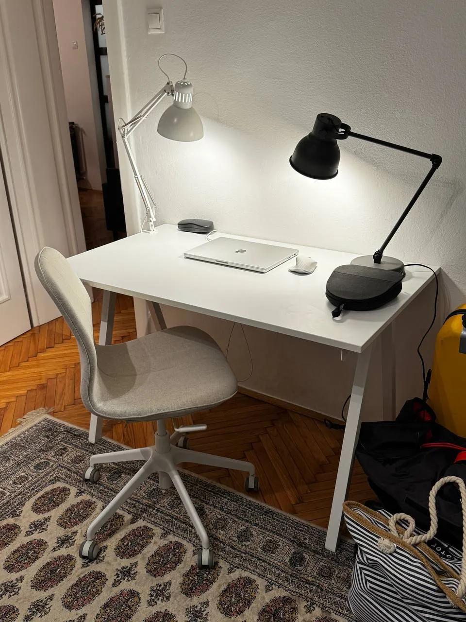 Стол IKEA белый 120×70 см идеальное состояние Врачар