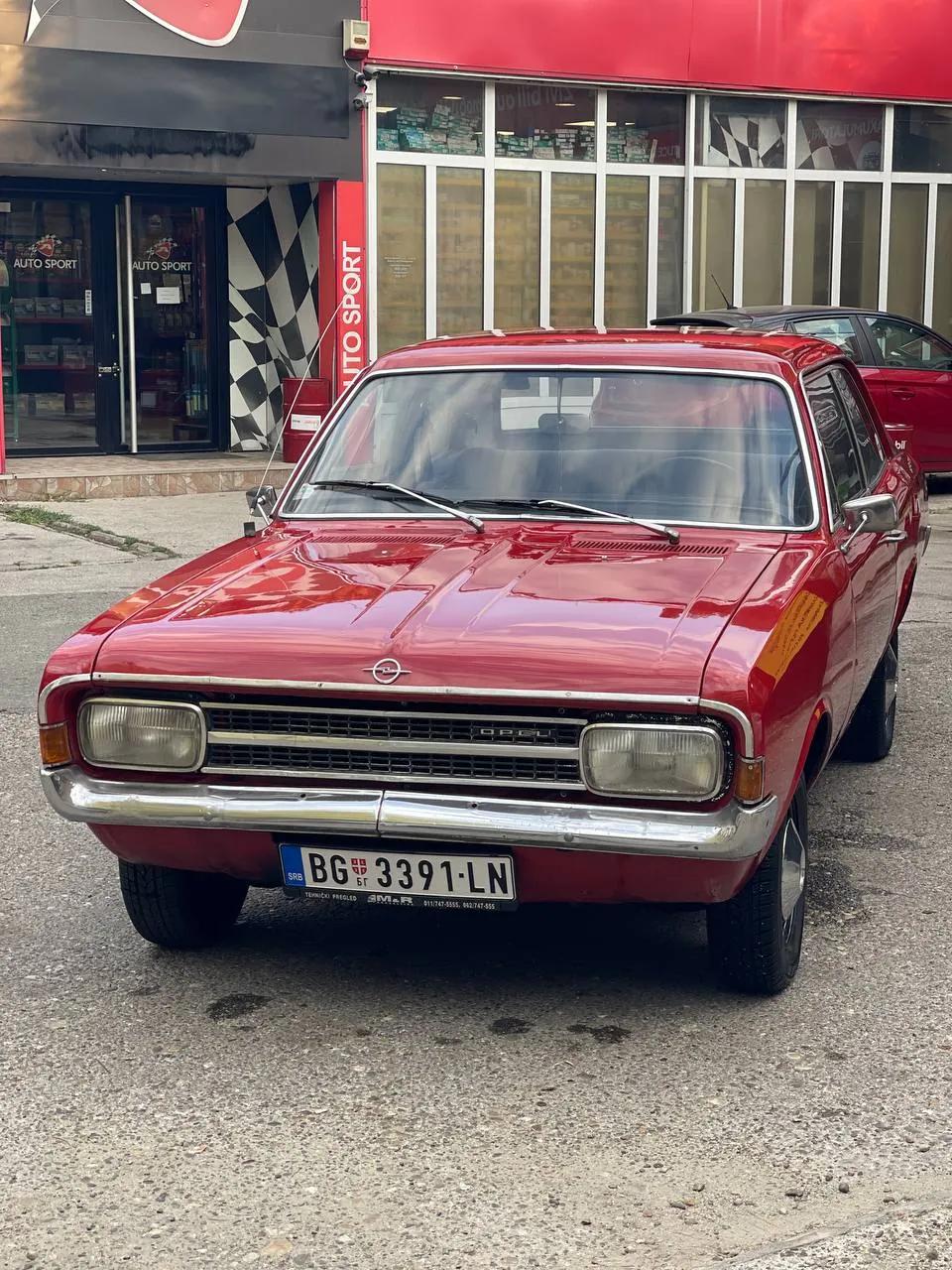 Opel Rekord 1968 бензин Белград