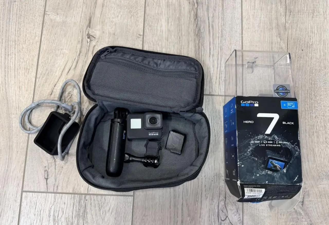 GoPro Hero 7 Black экшен-камера штатив и сумка
