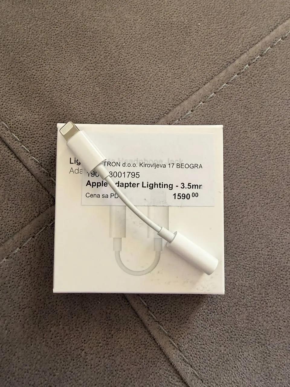 Переходник Apple Lightning на 3.5mm оригинал