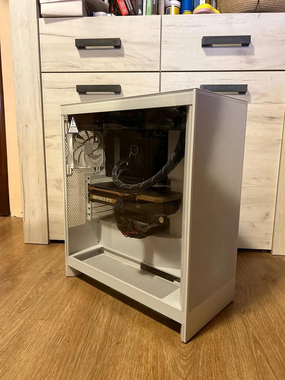 Игровой ПК Ryzen 7 8700F RTX 5080 32GB DDR5