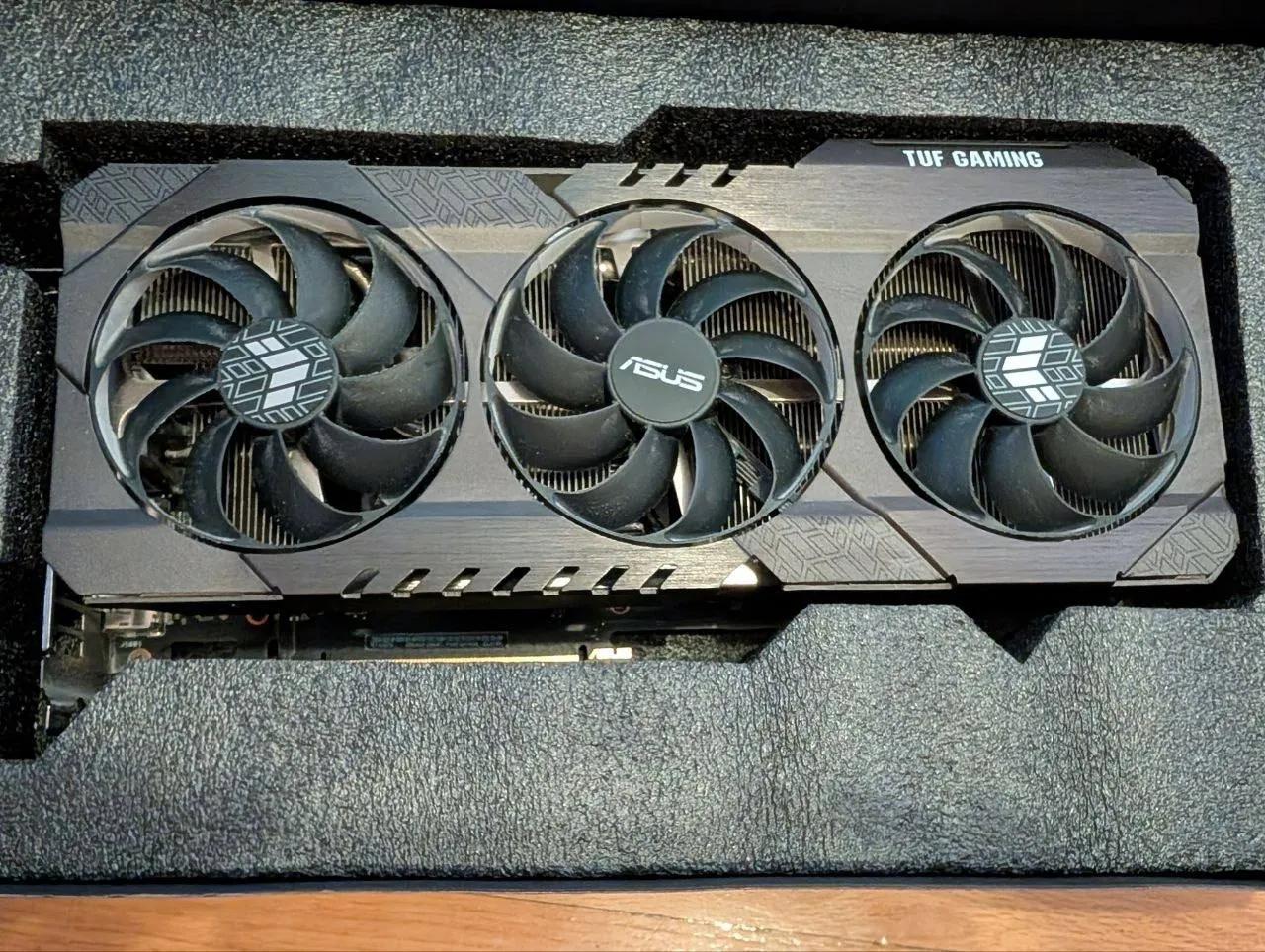 Видеокарта RTX 3070 ASUS TUF 8GB и БП Chieftec 750W
