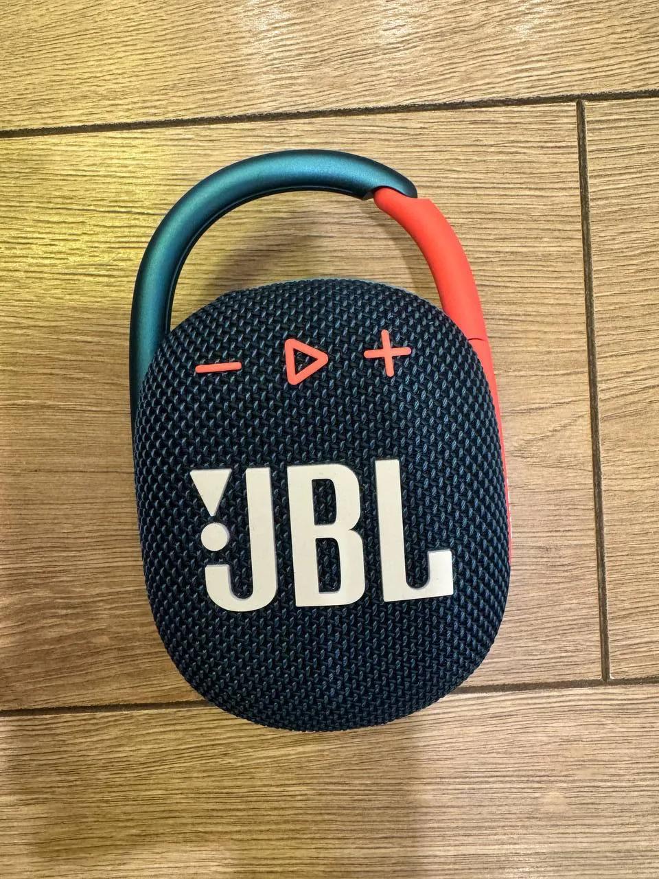 Колонка JBL Clip 4 портативная Bluetooth