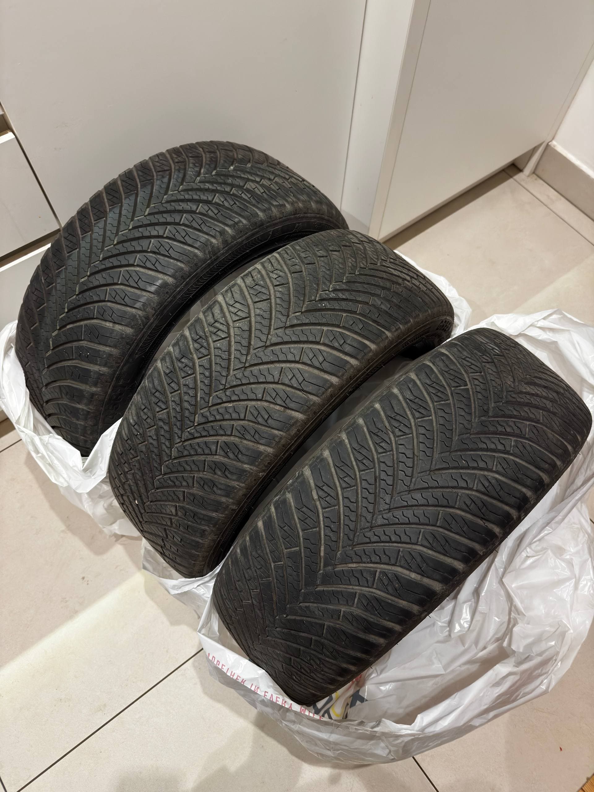 Покрышки linglong 215/45 r17
