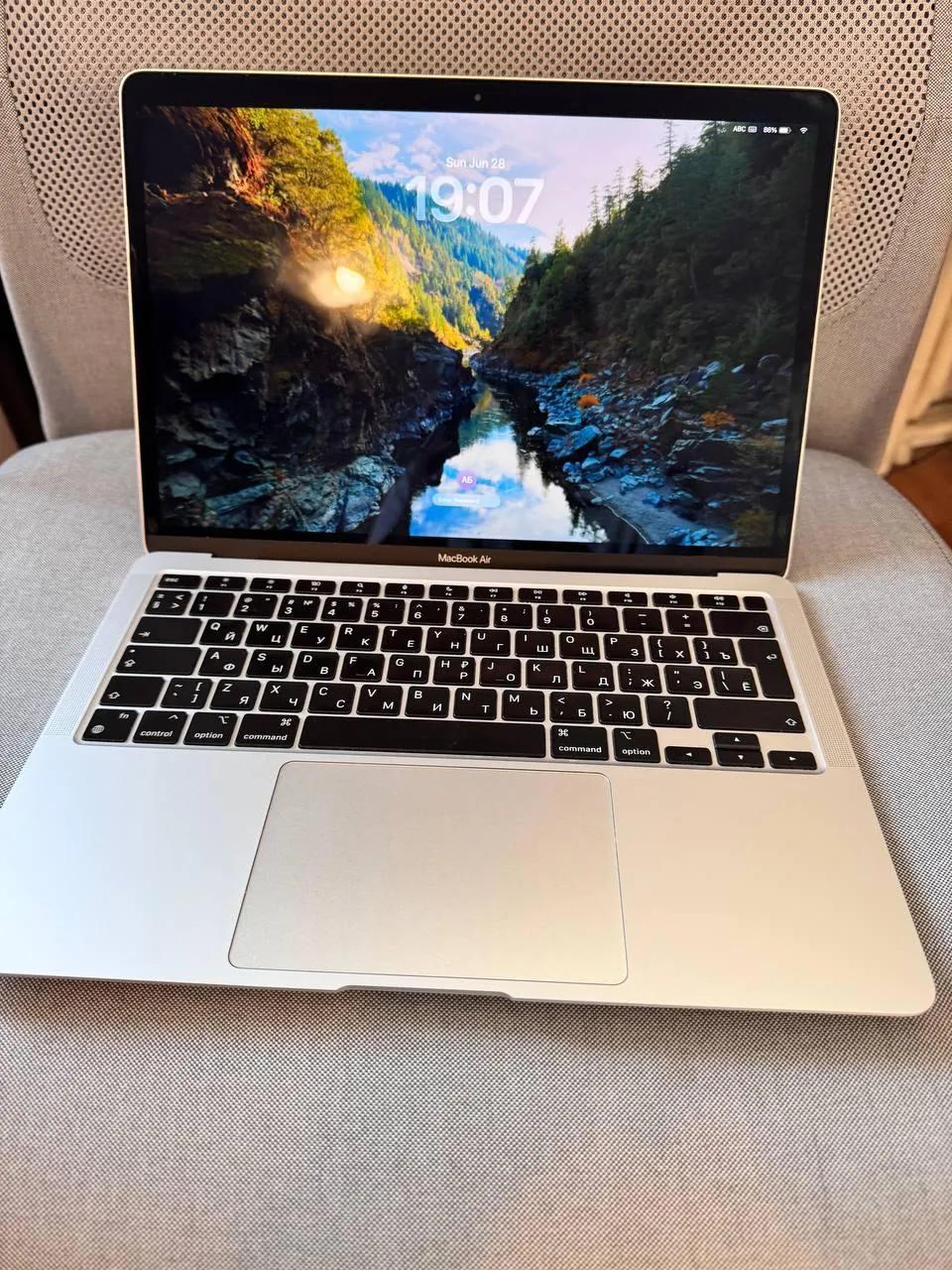 MacBook Air M1 16/256 ГБ АКБ 80%