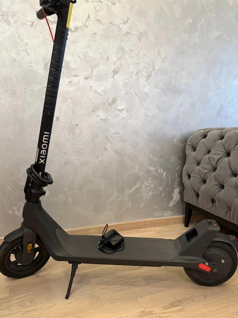 Электросамокат Xiaomi Scooter 4 Lite