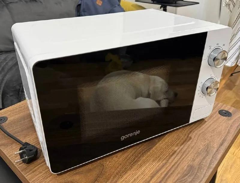 Микроволновая печь GORENJE MO17E1W