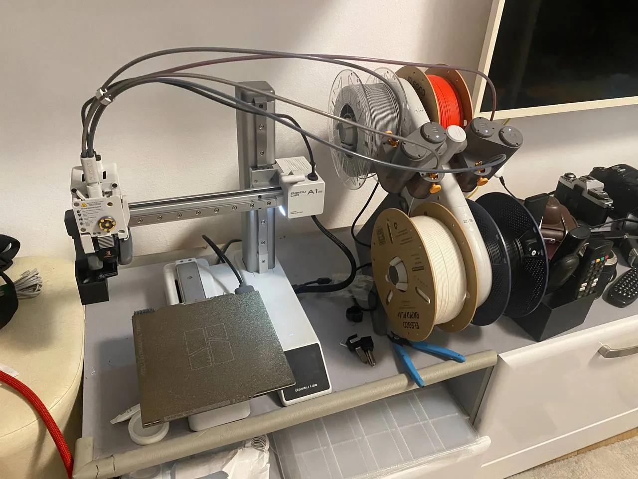 3D принтер Bambu A1 Mini Combo