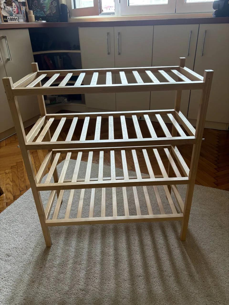 Обувница IKEA Белград