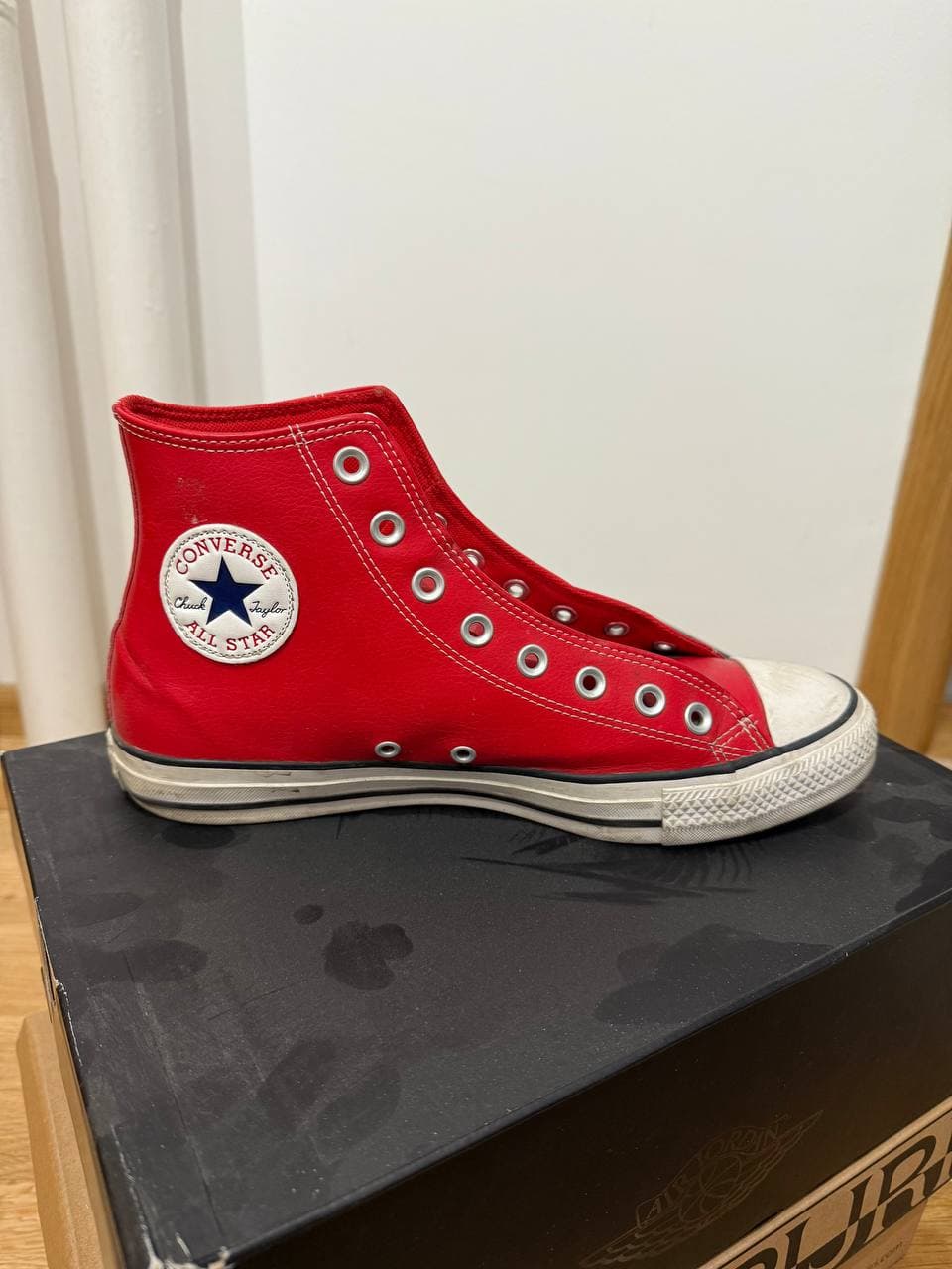 Кроссовки Converse красные