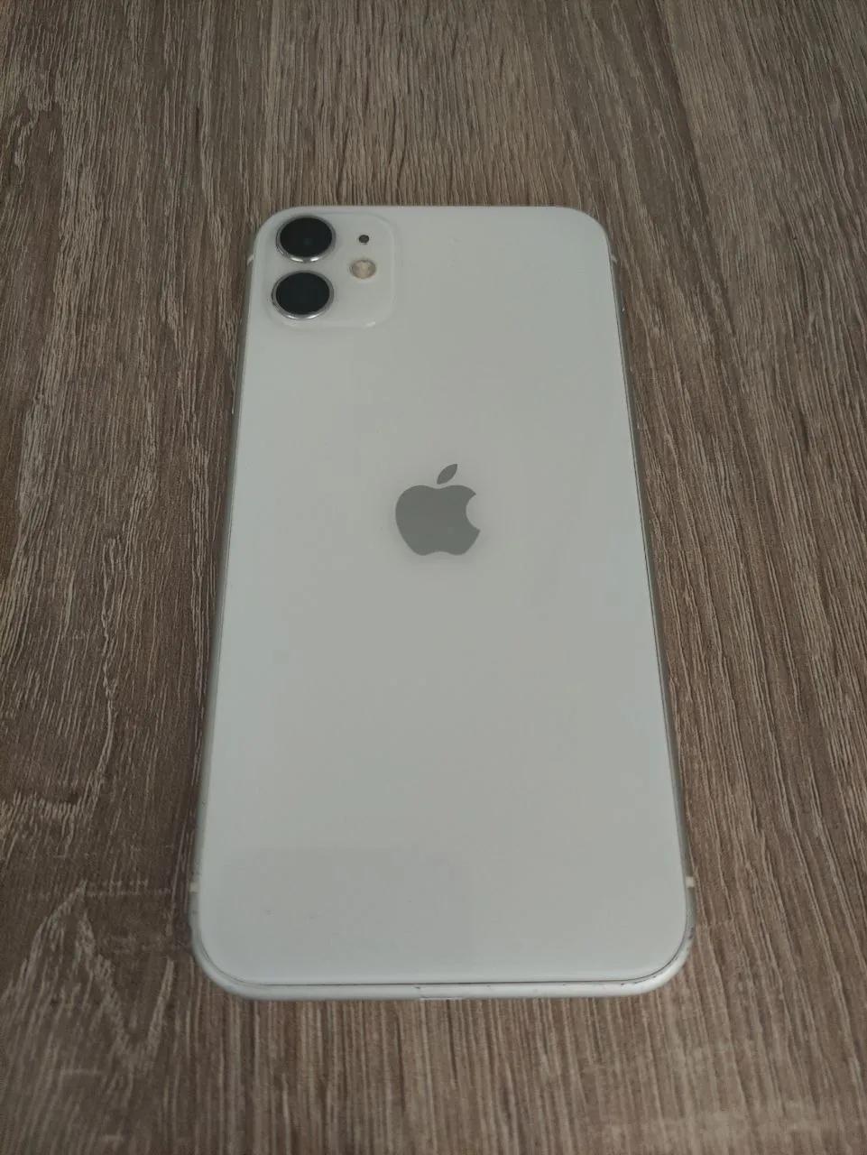 iPhone 11 64GB аккумулятор 75%