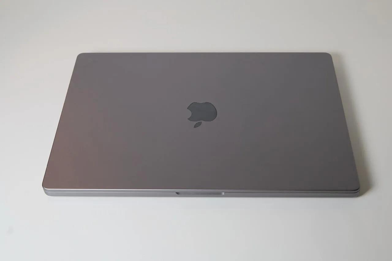 MacBook Pro 16 2021 M1 Pro 32GB