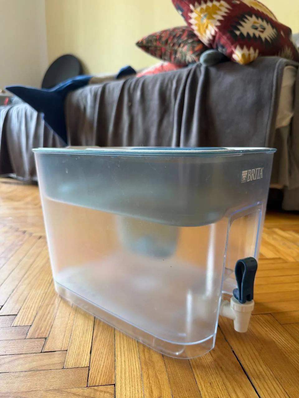 Фильтр Brita Flow 8.2л + 3 сменных фильтра