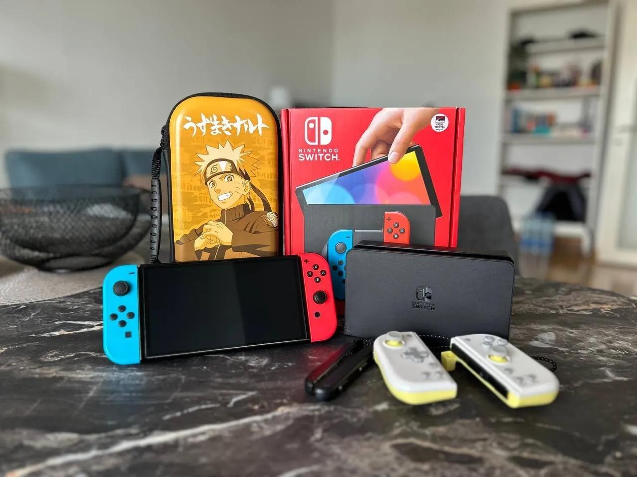 Nintendo Switch OLED полный комплект с кастомными контроллерами HORI