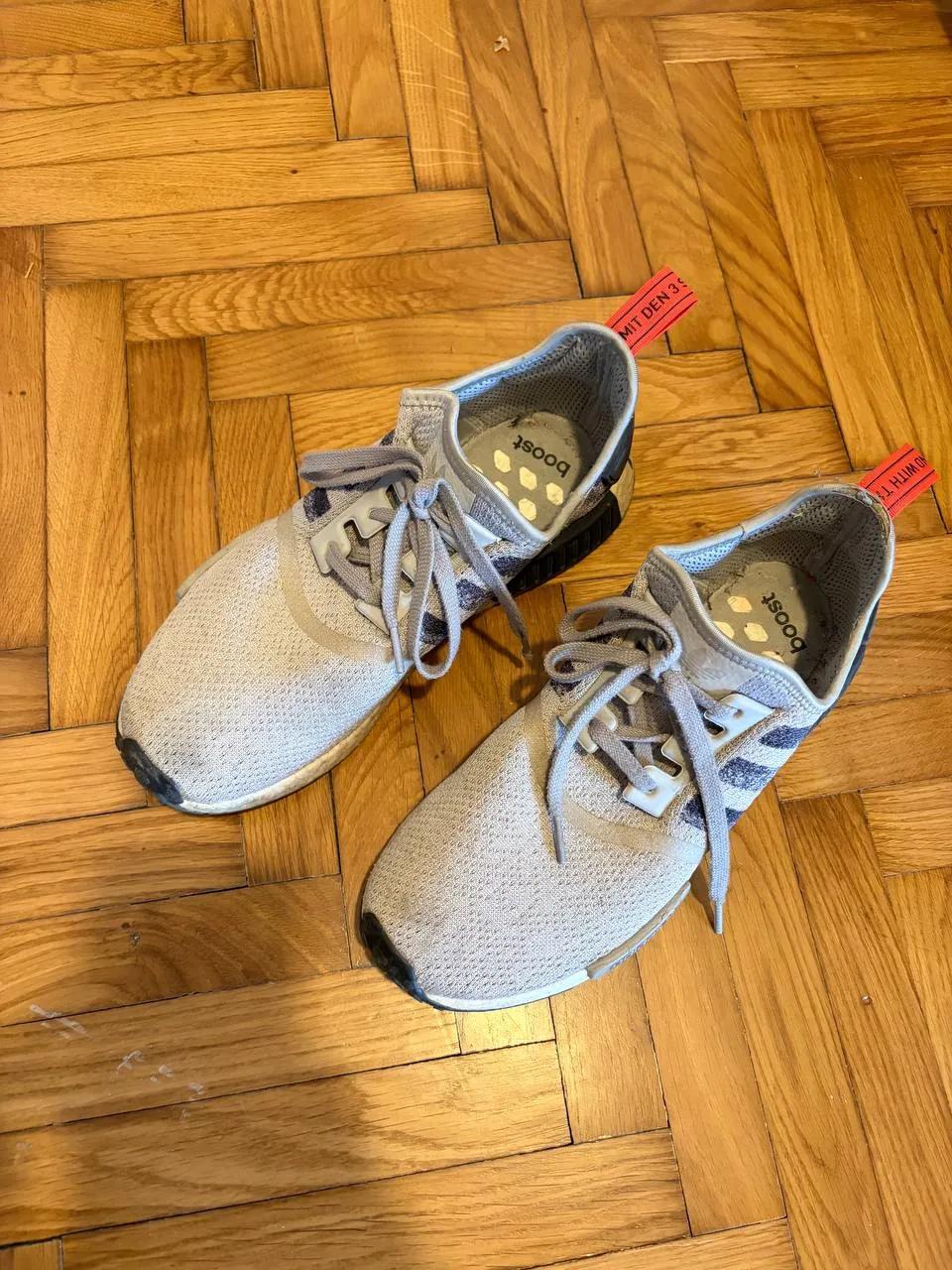 Кроссовки Adidas Boost NMD размер EUR 44 Белград