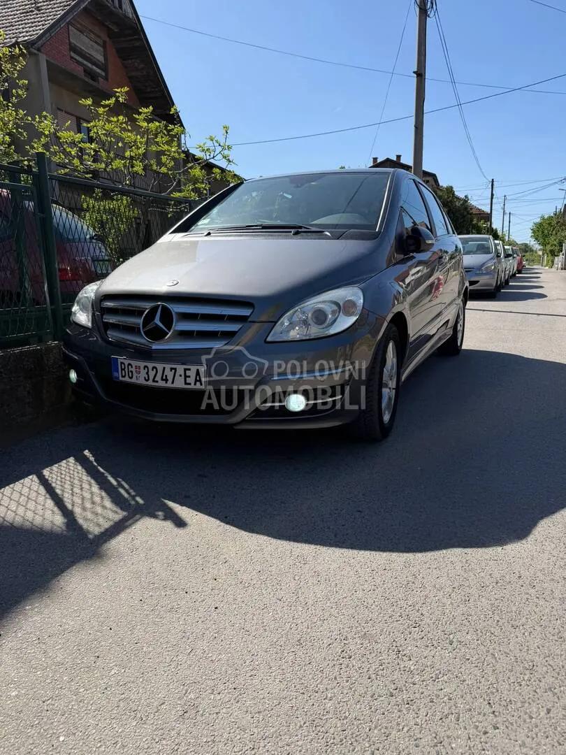 Mercedes-Benz B180 2010 бензин автомат