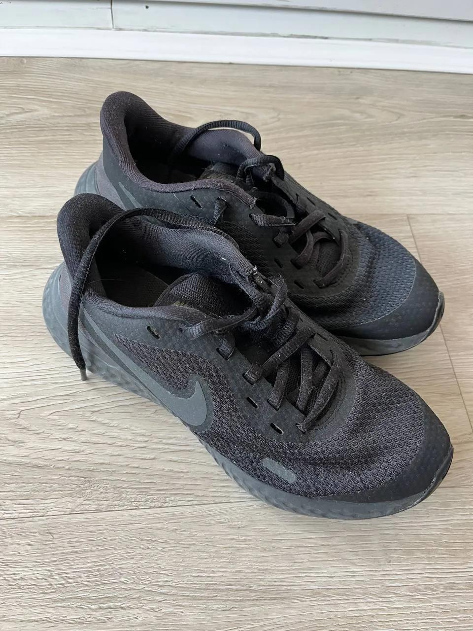 Кроссовки Nike размер 36