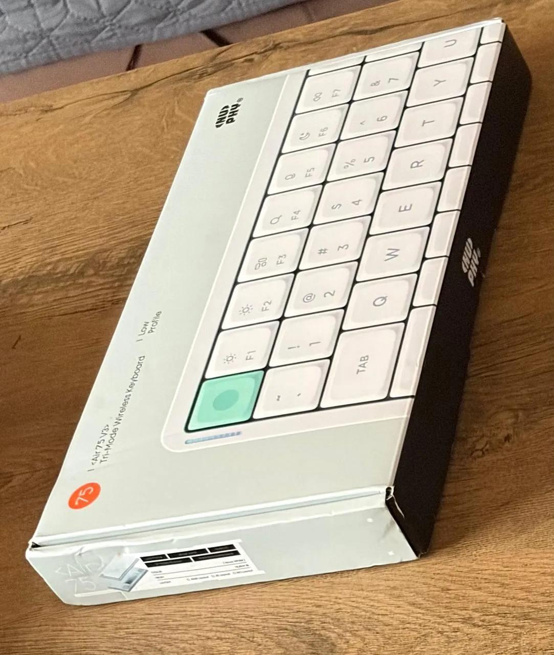 Клавиатура Nuphy Air75 v3 Nano Switch белая