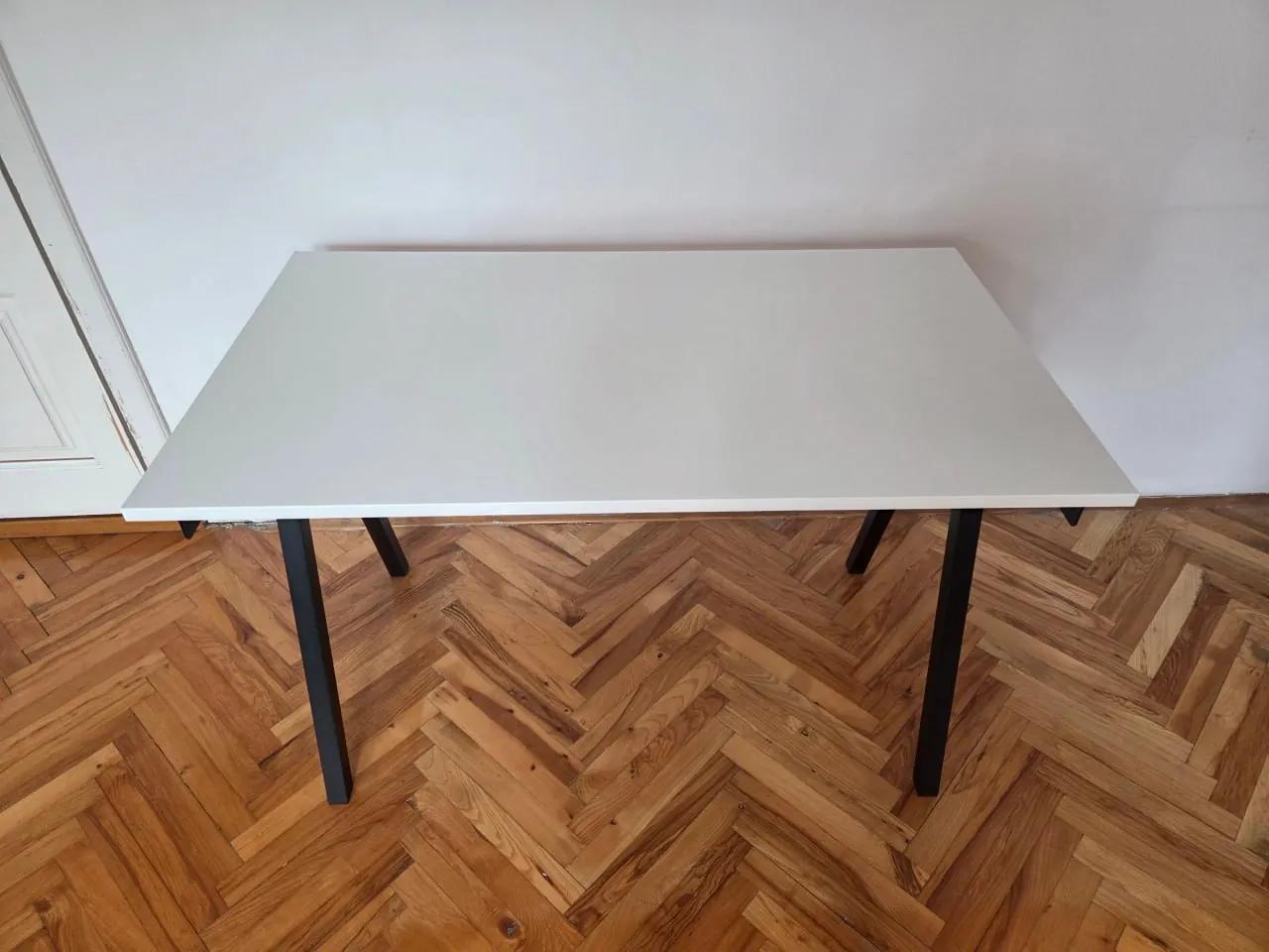 Стол 70×120 см
