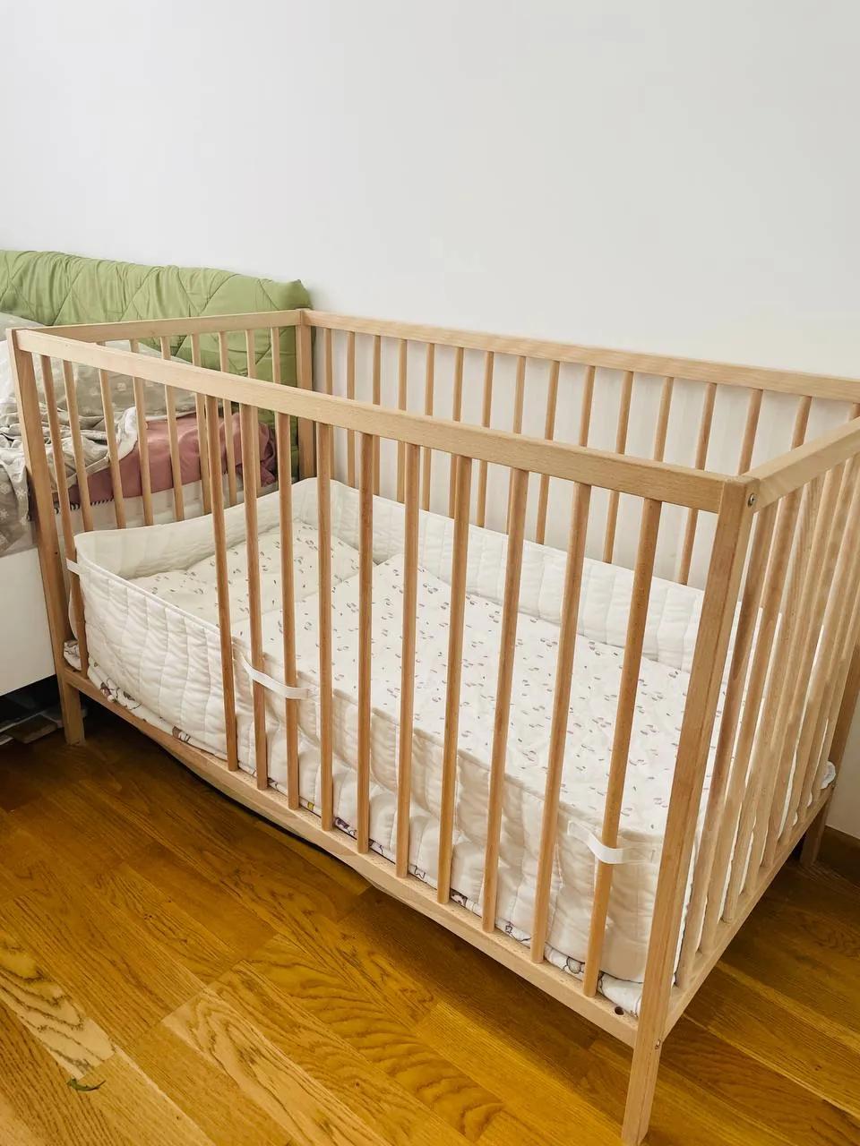 Детская кроватка IKEA 120x60 с матрасом