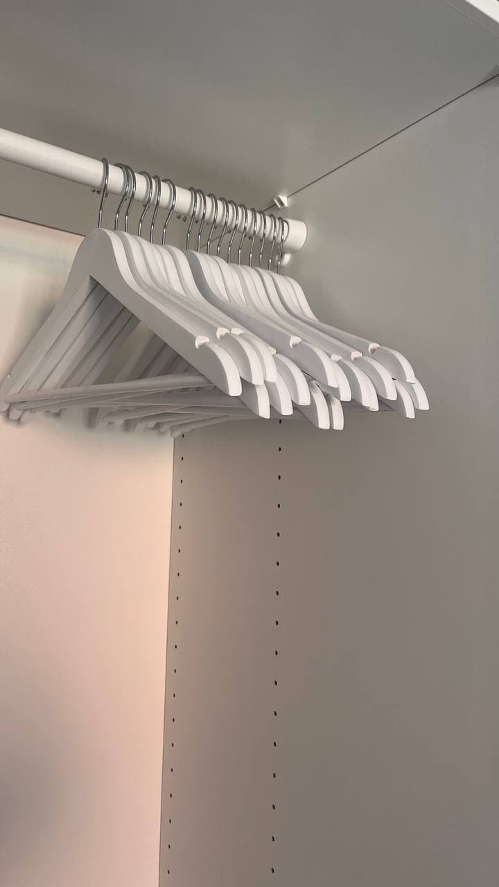 Плечики IKEA Bumerang