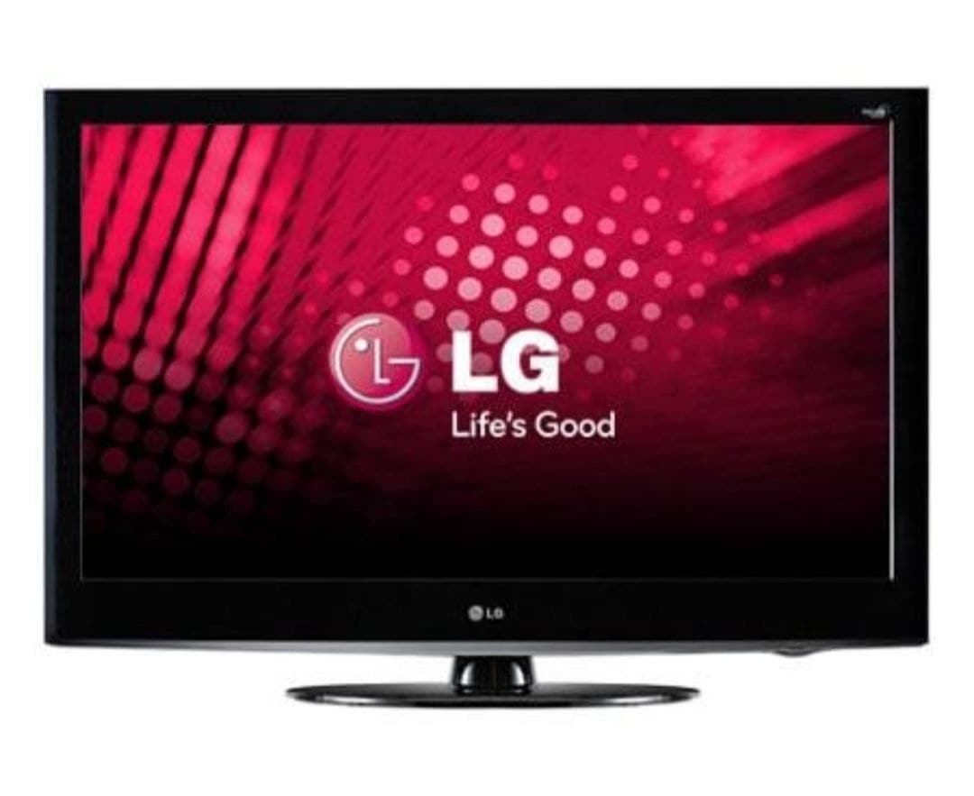 LG телевизор 32"