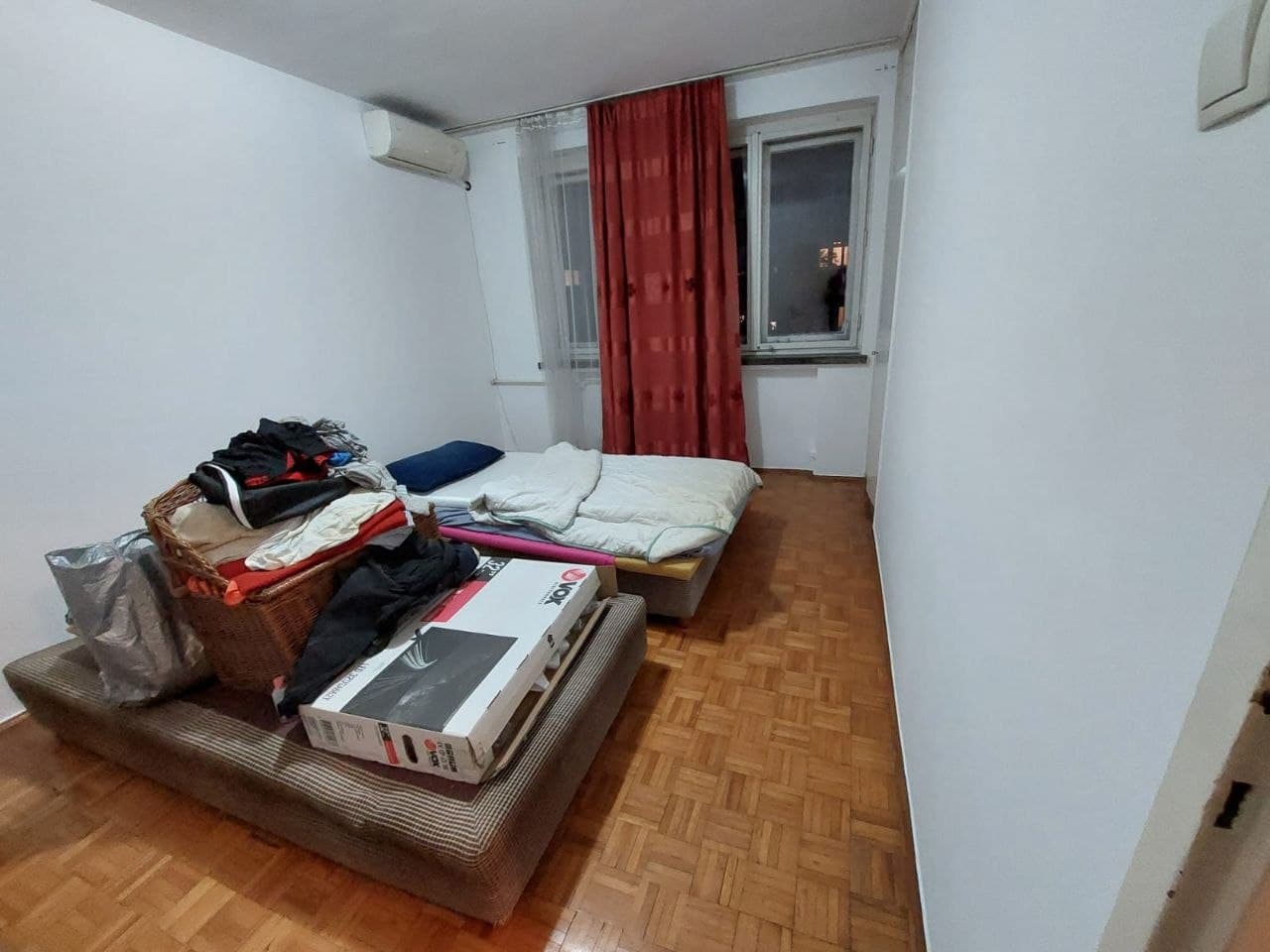 Двухкомнатная квартира в Земунe