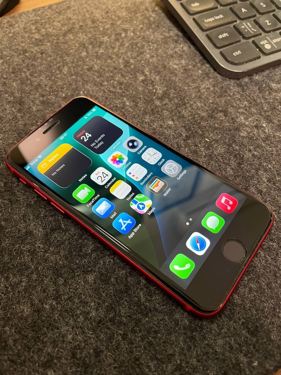iPhone SE (2020) 64 GB