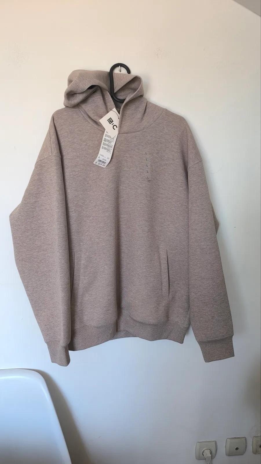 Толстовка Uniqlo оверсайз бежевая новая Белград