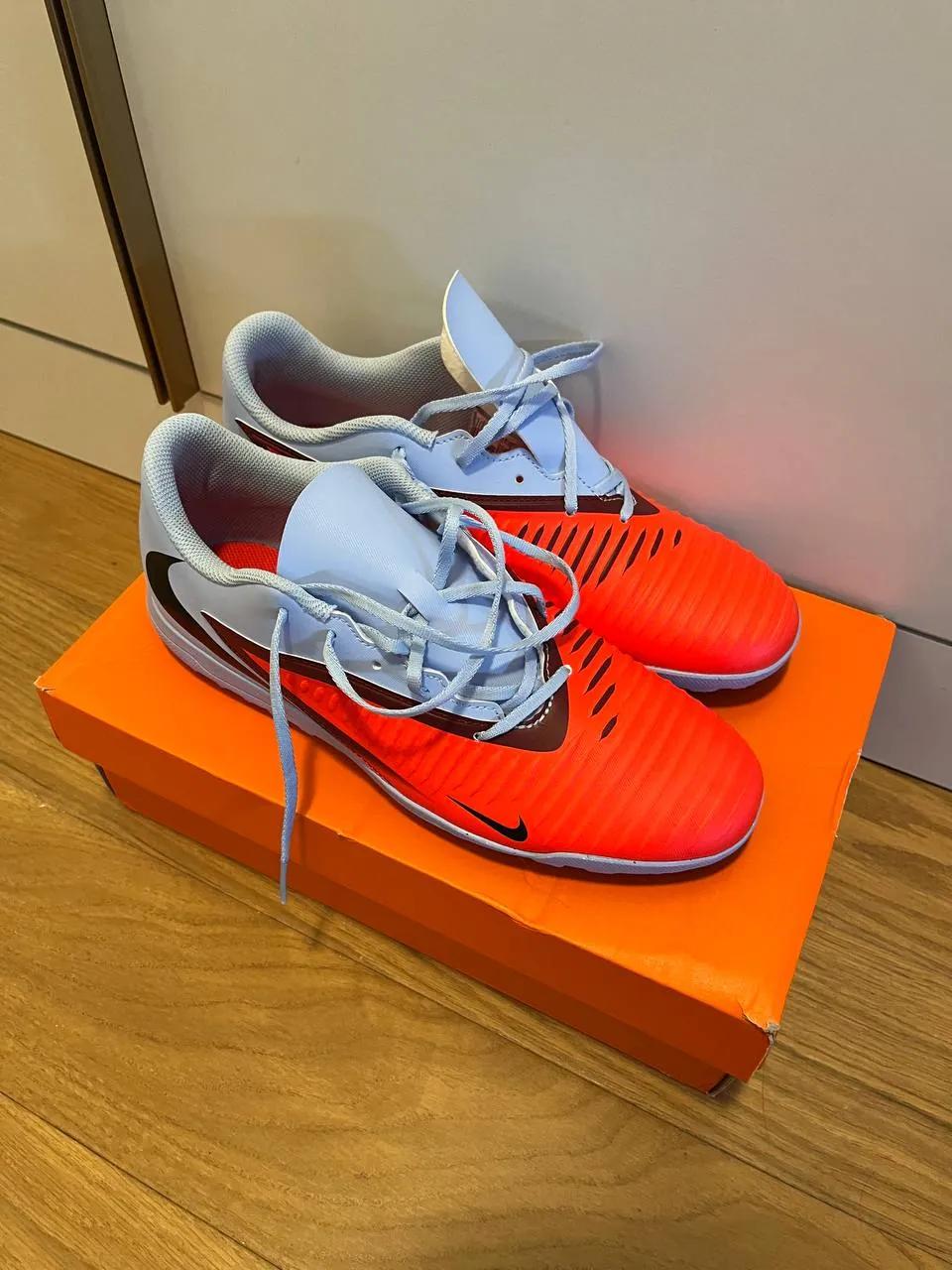 Футбольные сороконожки Nike Phantom 6 Low Club TF размер 43