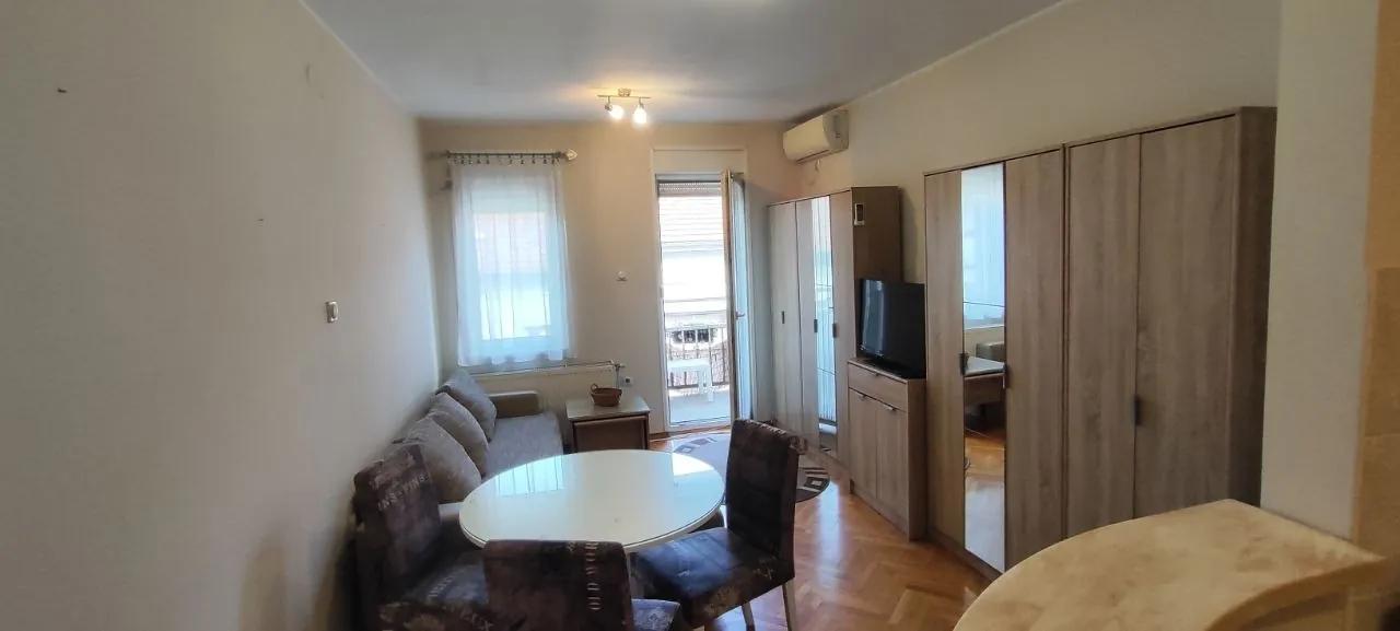 Аренда студии 27 м2 Нови-Сад 350 EUR
