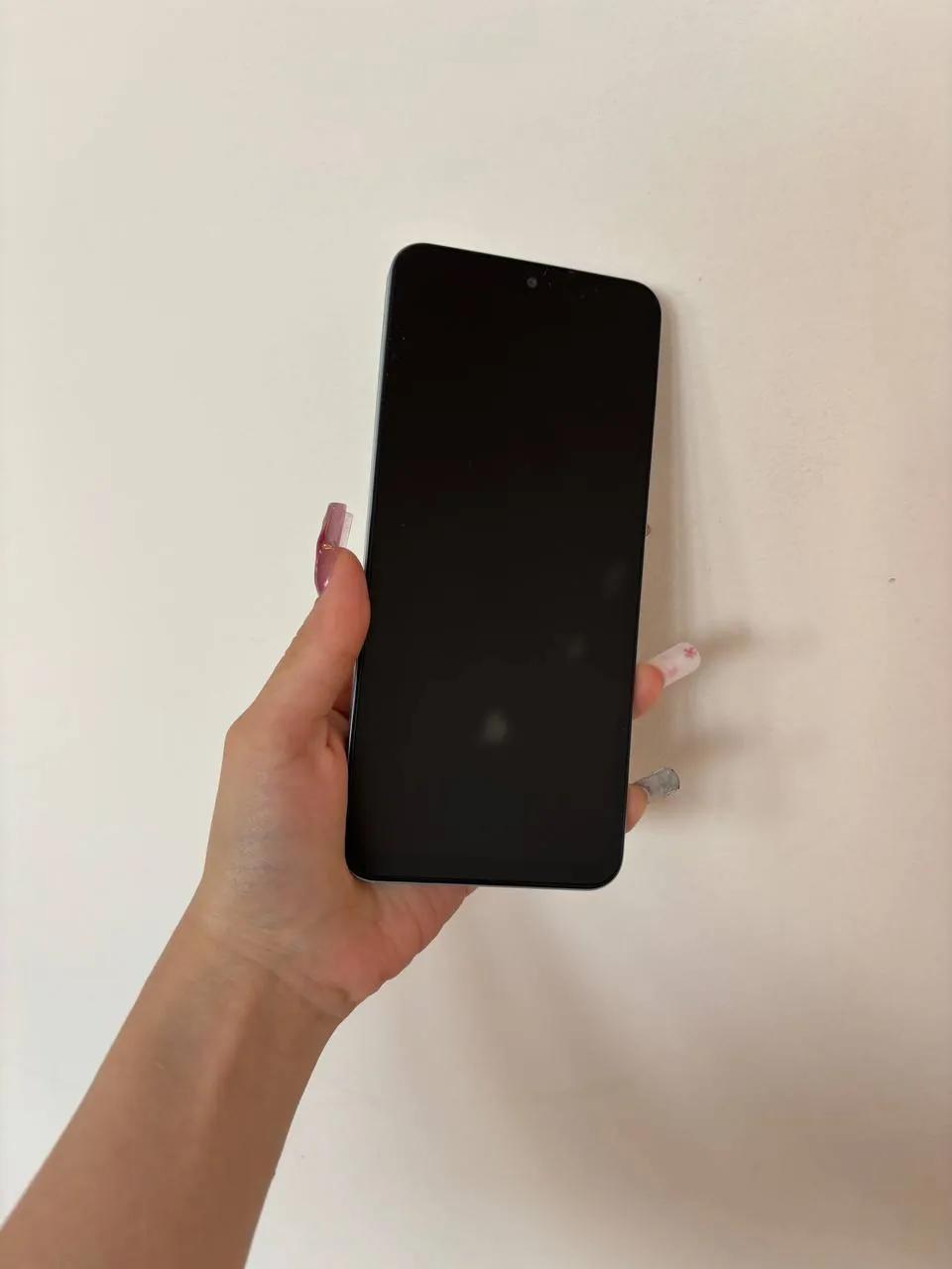 Смартфон Redmi A5 64 GB Белград 6000 RSD