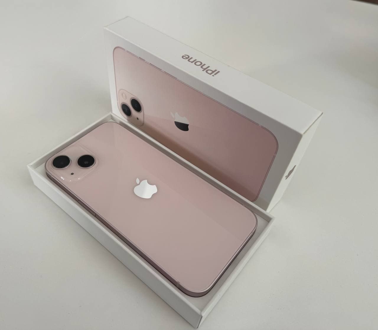 iPhone 13