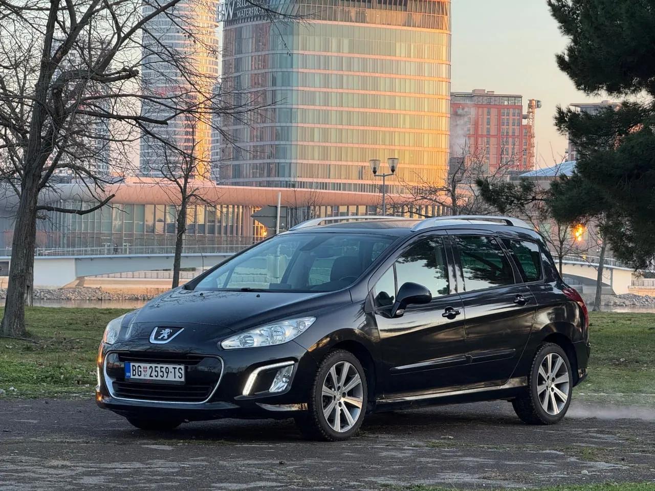 Peugeot 308 2.0 HDi автомат 2011