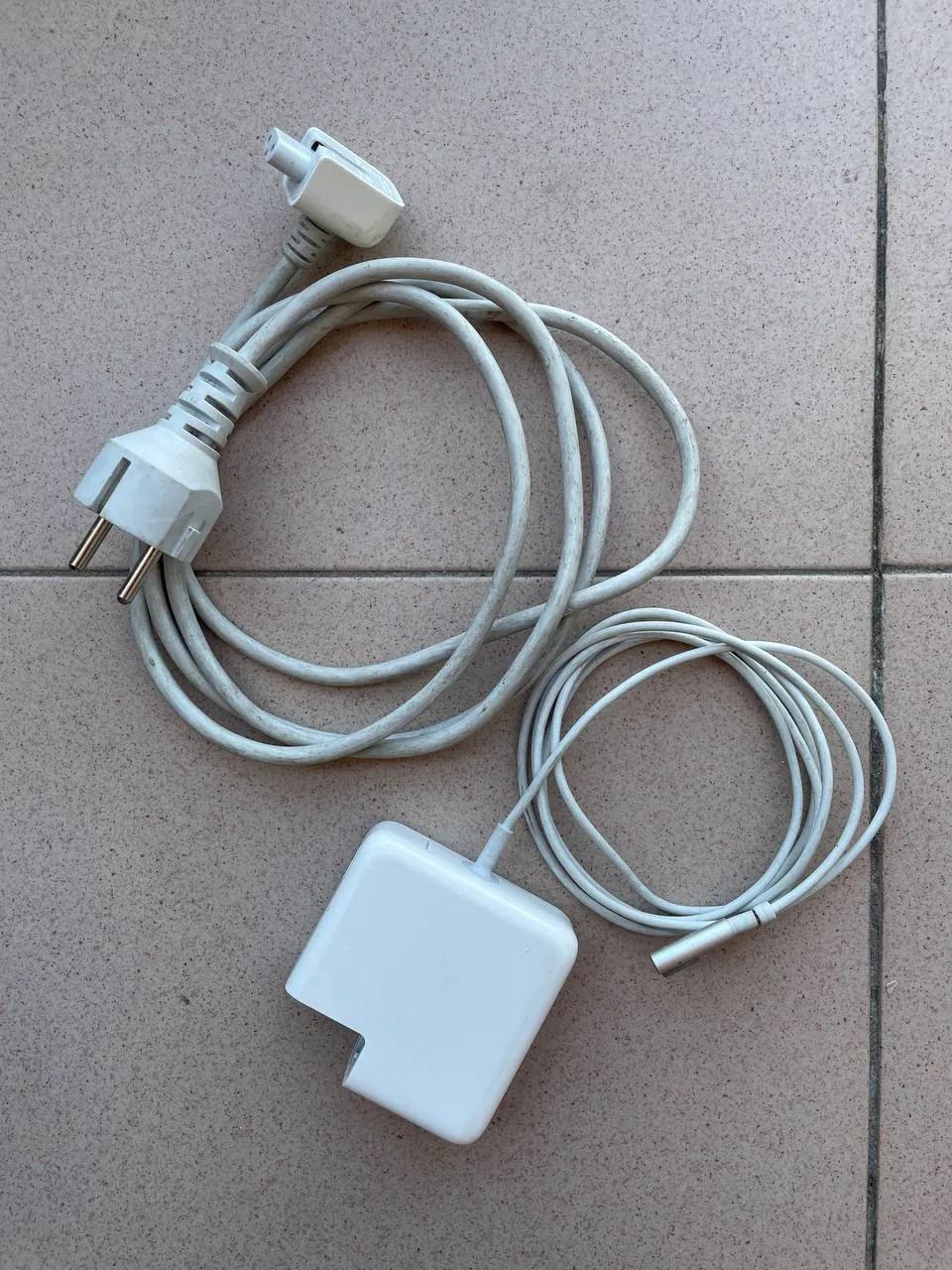 Блок питания Apple MagSafe 60W MacBook