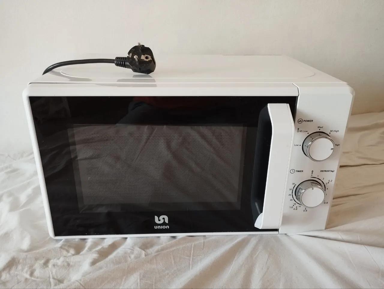 Микроволновка Union MM-720WH Белград