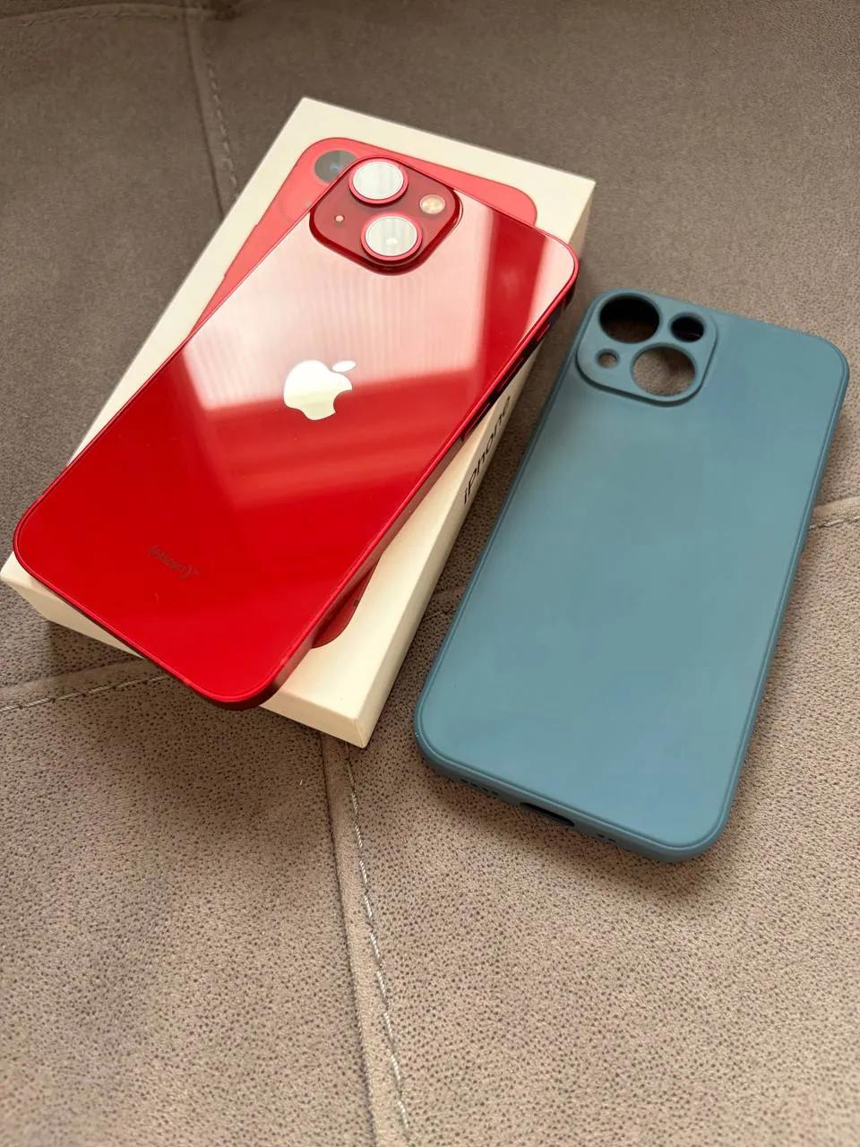 iPhone 13 mini 128 ГБ Product Red