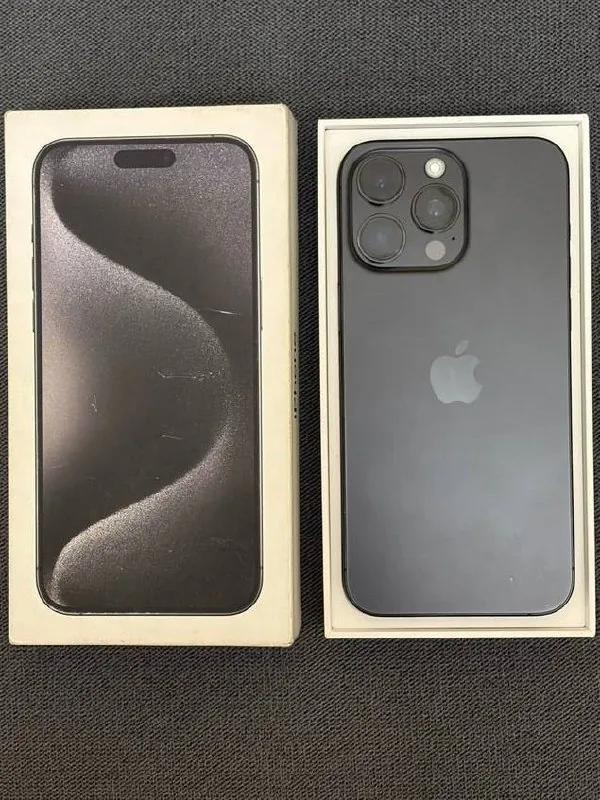 iPhone 15 Pro Max 256GB идеальное состояние