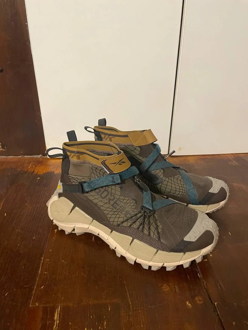 Кроссовки Reebok Zig Kinetica II Edge GTX
