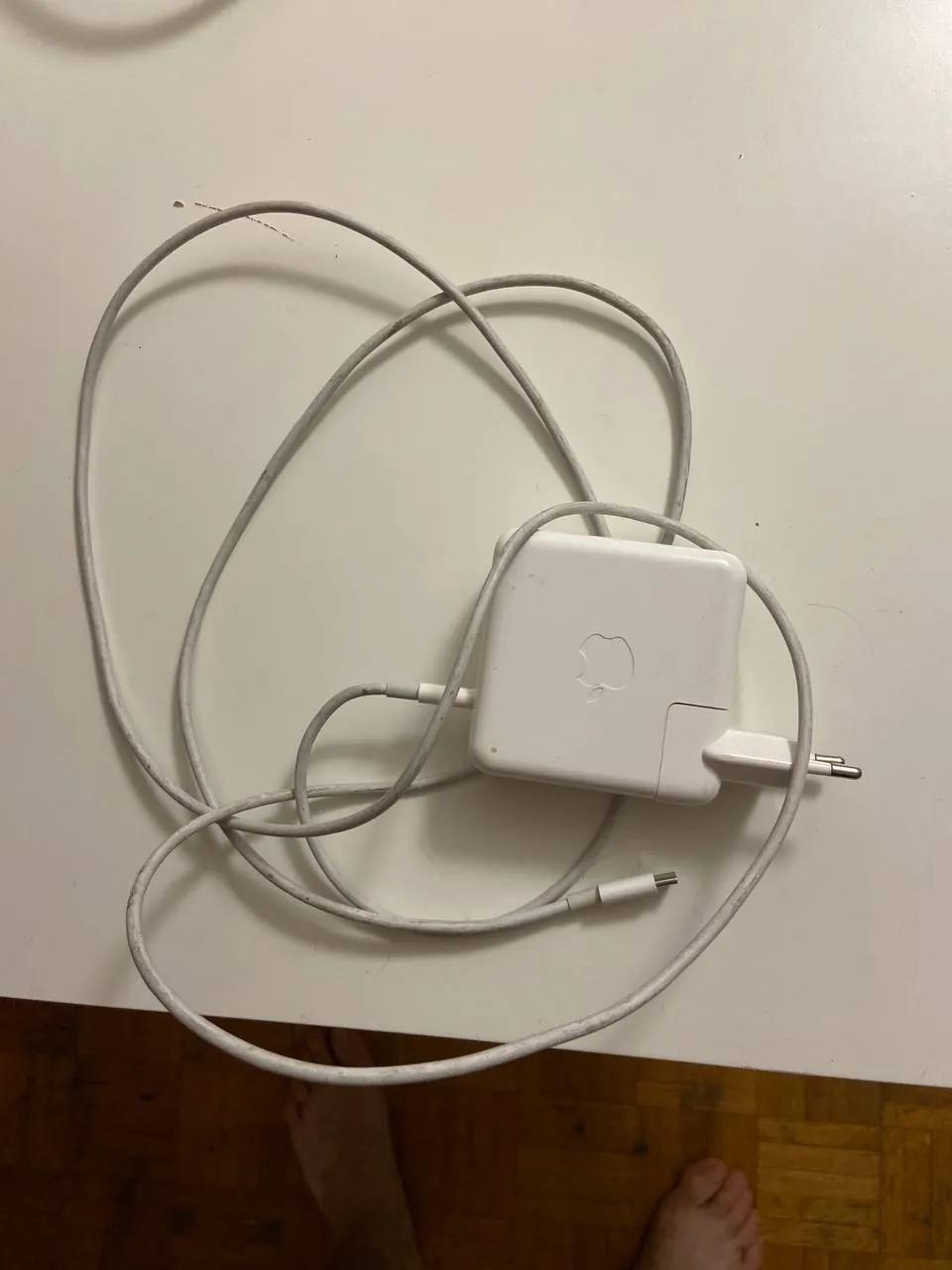Кабель Apple USB-C оригинальный