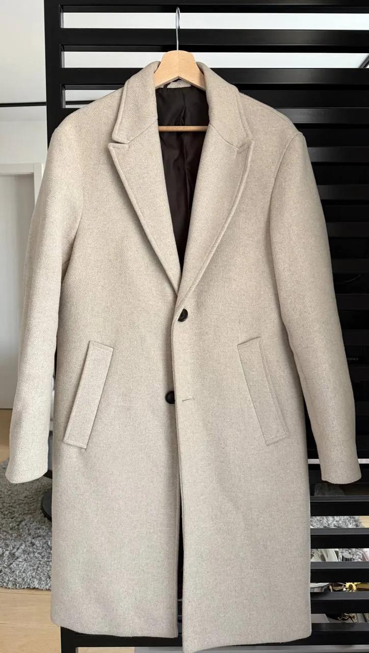 Пальто мужское Zara бежевое размер S