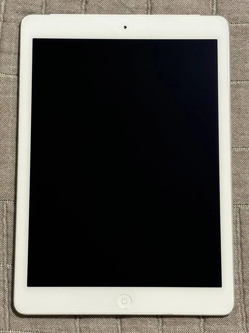 Apple iPad Air 1st generation