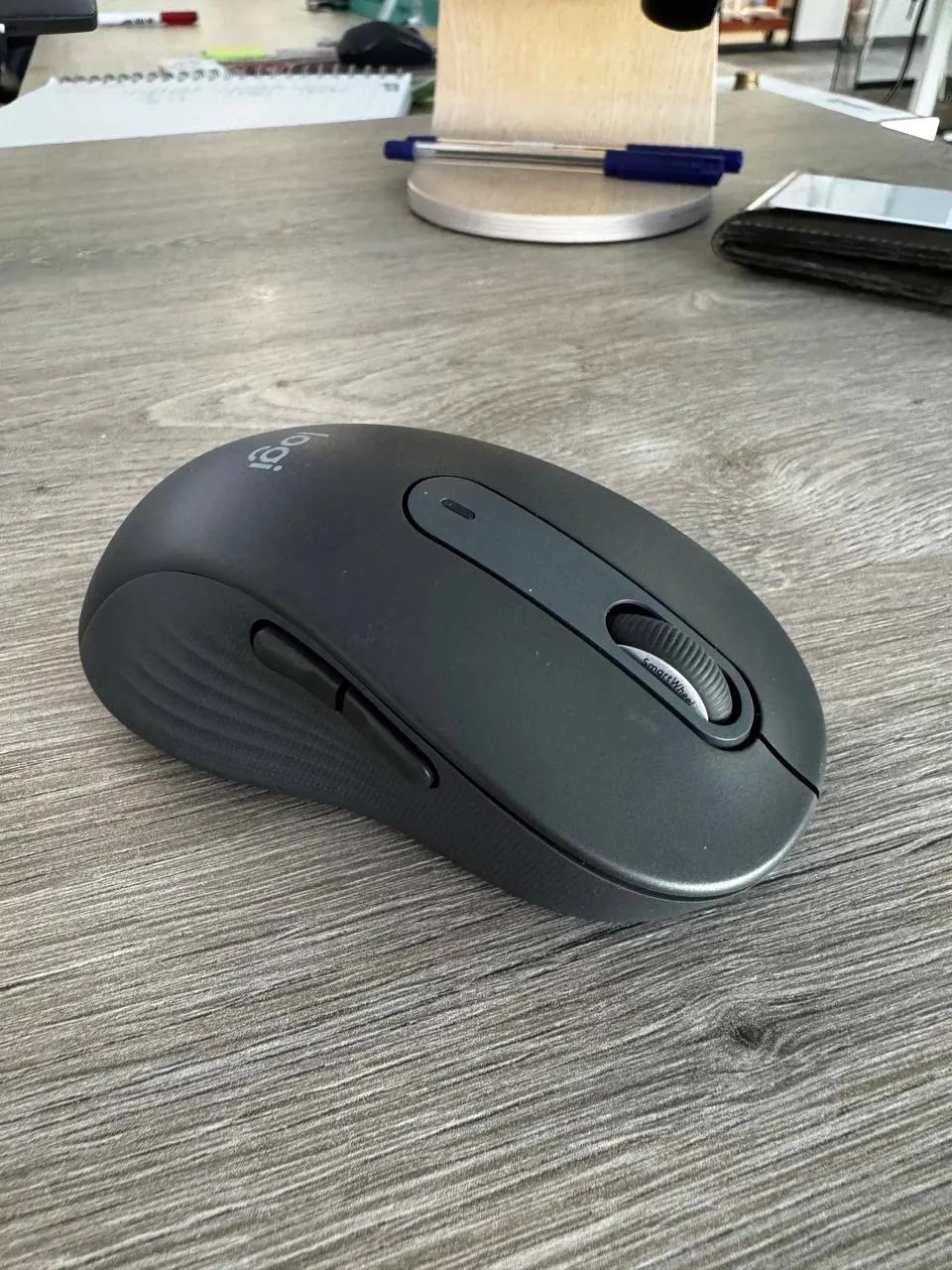 Мышь Logitech M650 L Left беспроводная леворукая