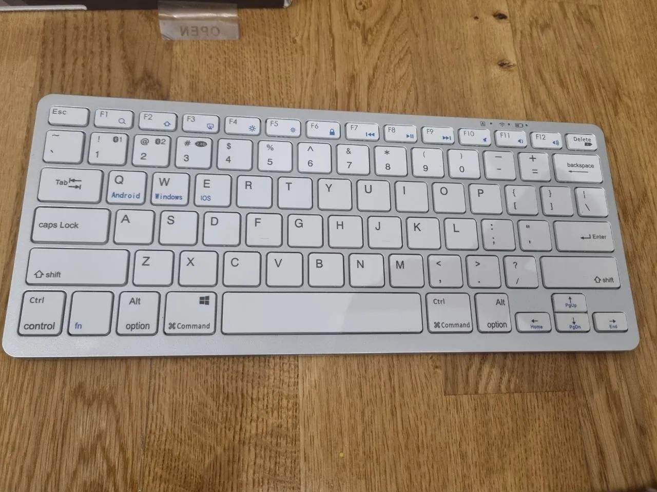 Клавиатура и мышь новые серебристые USB-C