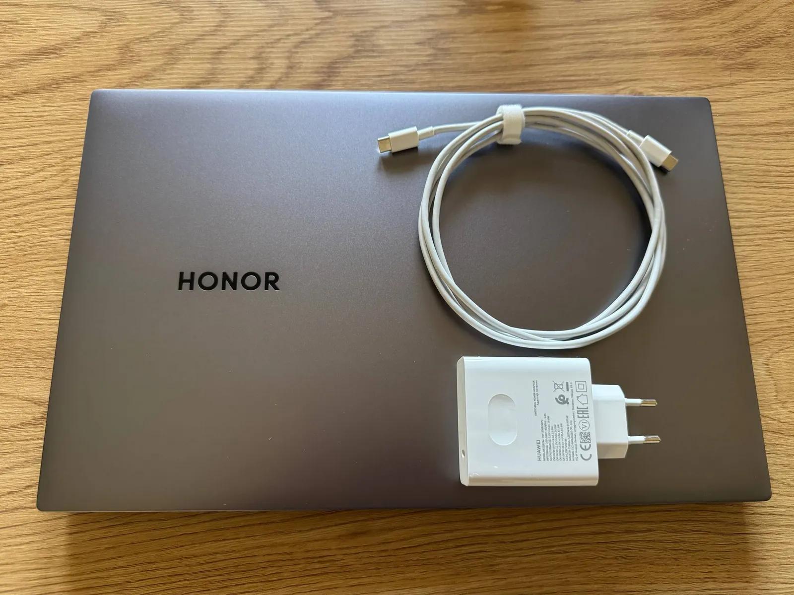 Ноутбук HONOR MagicBook Pro 16 Ryzen 5